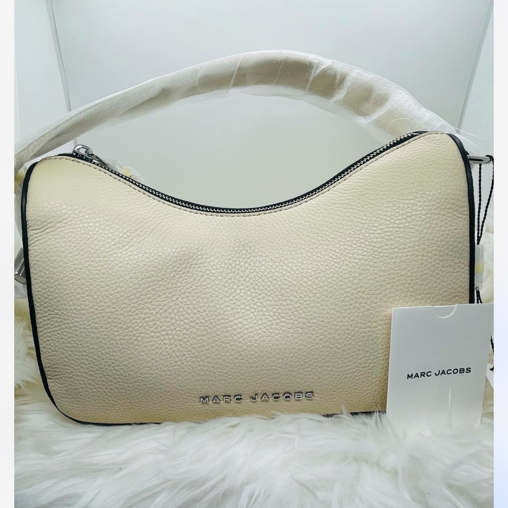 New Authentic convertible handbag/ shoulder bag by Marc Jacobs ,Cream
